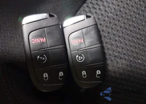 2019 Jeep Renegade Altitude 4X4 из США, поврежденный, VIN ZACNJBBBXKPJ77422